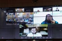 Tim Penilai Pusat melakukan verifikasi lanjutan KKS 2025 secara hybrid dan tatap muka di Ruang Abu Bakar Jaar, Balai Kota Padang, Selasa (26/8/2025). (Foto: Diskominfo Padang)