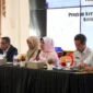 Ketua Tim Pembina Posyandu, Ny. Maria Feronika Hendri saat sosialisasi penguatan kelembagaan dan layanan Posyandu di Pendopo Rumah Dinas Wali Kota, Rabu (27/8/2025). (Foto: Kominfo Padang Panjang)