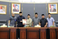 Rapat Paripurna DPRD Padang dengan agenda Tutup Masa Sidang III 2025 dan Buka Masa Sidang I Tahun 2025/2026 di Gedung DPRD, Kamis (28/8/2025). (Foto: Prokopim Padang)