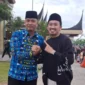 Hardimen (kiri) saat bersama Ustad Syamsuddin Nur Makka (Ustad Syam) beberapa waktu lalu. (Fot: Dok Hardiman)
