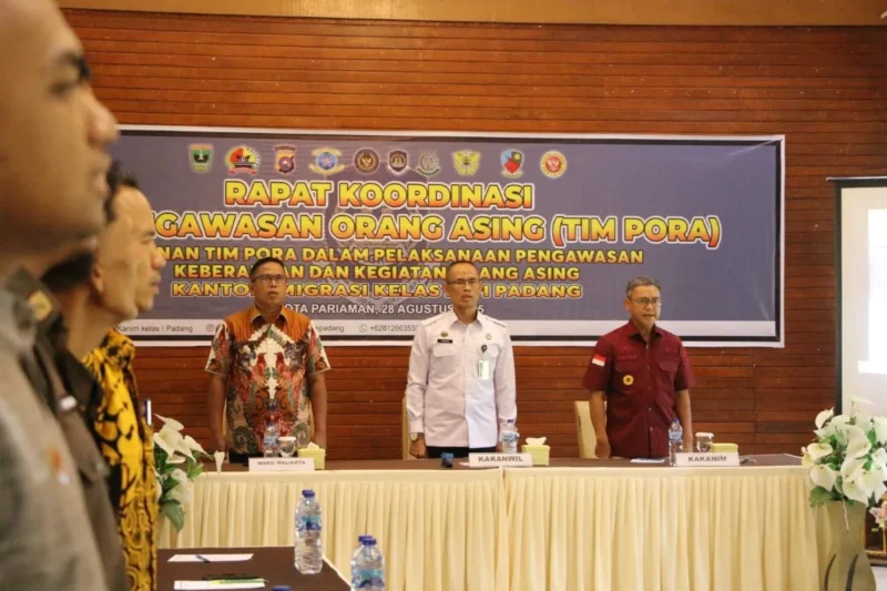 Wakil Wali Kota Pariaman, Mulyadi saat Rakor Tim Pora Kota Pariaman 2025 di Aula Anai Land Resort, Kamis (28/8). (Foto: Kominfo Pariaman)