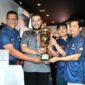Wali Kota Padang, Fadly Amran membuka Turnamen Billiard memperebutkan Piala Bergilir Wali Kota Padang di Oriental Billiard, Sabtu (16/8/2025). (Foto: Prokopim Padang)