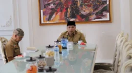 Wali Kota Padang Panjang, Hendri Arnis mengikuti Sosialisasi Optimalisasi Penyelesaian Kerugian Negara/Daerah yang digelar BPK Perwakilan Sumbar, Selasa (19/8/2025). (Foto: Kominfo Padang Panjang)