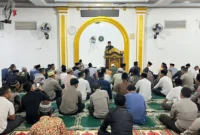 Kapolda Sumbar, Irjen Pol Gatot Tri Suryanta saat menyampaikan arahan. (Foto: Dok Humas Polres Pessel)