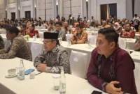 Wawako Padang Maigus Nasir mengikuti pertemuan bersama Menteri LH/BPLH, Hanif Faisol Nurofiq di Hotel Fairmont, Jakarta, Senin (4/8/2025). 

