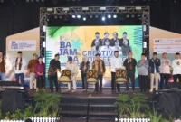 Pemukulan gendang tanda dibukanya Rakornas ICCN 2025 di Kota Padang, Jumat (8/8/2025). 