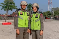 Dua atlet kempo Satpol PP Padang, Nico dan Suci, siap mewakili Sumbar di PON Beladiri Kudus 2025. (Foto: FB Diskominfo Padang)