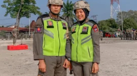 Dua atlet kempo Satpol PP Padang, Nico dan Suci, siap mewakili Sumbar di PON Beladiri Kudus 2025. (Foto: FB Diskominfo Padang)