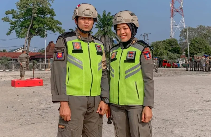 Dua atlet kempo Satpol PP Padang, Nico dan Suci, siap mewakili Sumbar di PON Beladiri Kudus 2025. (Foto: FB Diskominfo Padang)