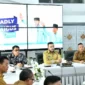 Wali Kota Padang, Fadly Amran menggelar pertemuan dengan Aster Dankodaeral II Padang, Letkol Laut (P) Octav Bayu Dirgantara, M.Tr.Opsla, di Kediaman Resmi Wali Kota Padang, Senin (23/9/2025). (Foto: Prokopim Padang)