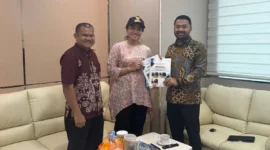 Bupati Dharmasraya, Annisa Suci Ramadhani bertemu Anggota DPR RI dari Fraksi Golkar Zigo Rolanda di Jakarta, Selasa (23/9/2025). (Foto: Pemkab Dharmasraya)