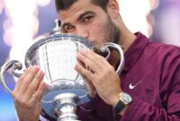 Carlos Alcaraz menjuarai US Open 2025 usai mengalahkan Jannik Sinner dalam laga final empat set di Arthur Ashe Stadium, Senin (8/9) dini hari WIB. (Foto: IG @carlitosalcarazz)
