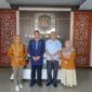 
Kepala DPMPTSP Pessel, Ir Nuzirwan, N MT (dua dari kanan), Sekretaris DPMPTSP, Yuli Astuti dan Kabid DPMPTSP bersama Kasi Lantaskim Imigrasi Kelas I TPI Padang, Deni Harianto, (dua dari kiri) saat kunjungan. (Foto: Dok. DPMPTSP)
