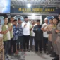 Wali Kota Padang Fadly Amran menghadiri peringatan Maulid Nabi Muhammad SAW 1447 H, di Masjid Nurul Amal Jaruai, Bungtekab, Rabu malam (17/9/2025). (Foto: Prokopim Padang)