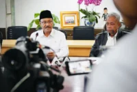 Menteri Sosial Saifullah Yusuf (Gus Ipul) memberikan keterangan pers di Kantor Kemensos, Jakarta, Senin (15/9/2025). (Foto: Kemensos)