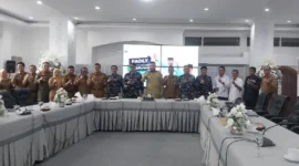 Aster Dankodaeral II, Letkol (P) Octav Bayu Dirgantara dalam pertemuan dengan Wali Kota Padang Fadly Amran dan jajaran di Rumah Dinas Wali Kota, Senin (22/9/2025). (Foto: FB Diskominfo Padang)