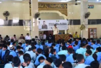 Bupati Padang Pariaman John Kenedy Azis (JKA) menghadiri istighosah, zikir, dan doa bersama di Masjid Raya Kabun, Nagari Pauah Kamba, Kecamatan Nan Sabaris, Kamis (4/9/2025). (Foto: Kominfo Padang Pariaman)