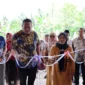Wali Kota Pariaman, Yota Balad meresmikan peternakan ayam petelur UD Jaenab Fresh Farm Eggs  di Dusun Rimbo Sitapuang, Desa Rambai, Kecamatan Pariaman Selatan, Kamis (25/9/2025). (Foto: Kominfo Pariaman)
