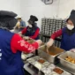 Dapur ketiga atau SPPG 003 resmi beroperasi di Kelurahan Pasar Pandan Air Mati (PPA), Kecamatan Tanjung Harapan, Senin (8/9/2025). (Foto: IP Kota Solok)