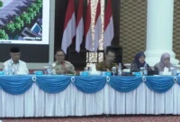Wali Kota Bukittinggi, Ramlan Nurmatias memimpin rapat persiapan lanjutan MTQ Tingkat Provinsi Sumatera Barat di Balairung Rumah Dinas Wali Kota, Selasa (16/9/2025). (Foto: Pemko Bukittinggi)