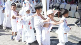 Anak-anak PAUD se-Kota Padang mengikuti manasik haji yang digelar Himpaudi Padang, Kamis (18/9/2025). (Foto: FB Diskominfo Padang)