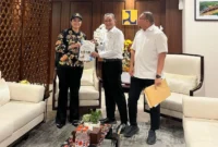 Bupati Dharmasraya, Annisa Suci Ramadhani bersama Anggota DPR RI Fraksi Gerindra, Andre Rosiade menemui Menteri PU Dody Hanggodo di Jakarta, Selasa (2/9/2025). (Foto: Pemkab Dharmasraya)