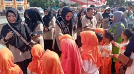 Pemkab Pasbar menggelar kegiatan Senam 7KAIH dan pemeriksaan kesehatan gratis bagi anak PAUD se-Pasbar, Kamis (25/9). (Foto: Kominfo Pasbar)