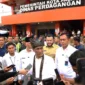 Wali Kota Padang Fadly Amran mendampingi Menteri Pertanian Mentan RI Amran Sulaiman meninjau Pasar Lubuk Buaya, Selasa (16/9/2025). (Foto: Prokopim Padang)