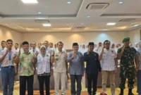 Wakil Wali Kota Padang, Maigus Nasir membuka kegiatan pemusatan pendidikan dan pelatihan di D'have Hotel Padang, Jumat (1/8/2025). (Foto: FB Diskominfo Padang)
