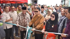 Peresmian Posko Kampung KB Baringin Sakti, di Kelurahan Koto Baru Nan XX, Kecamatan Lubeg, Kamis (11/9/2025). (Foto: Prokopim Padang)