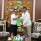 Bupati Padang Pariaman, John Kenedy Azis (JKA) menerima audiensi Kepala Pusdal Wilayah Sumatera, Zamzami, Rabu (3/9/2025). (Foto: Kominfo Padang Pariaman)