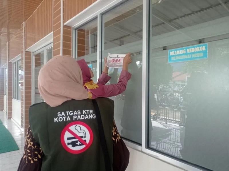 Satgas KTR Kota Padang mulai melaksanakan sosialisasi perdana ke sejumlah instansi kesehatan, Kamis (11/9/2025). (Foto: Diskominfo Padang)