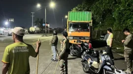Kecamatan Lubeg perkuat patroli malam bersama BKO Satpol PP Kecamatan serta Dubalang Nagari Nan XX, Minggu (28/9/2025) dini hari. (Foto: Ist)