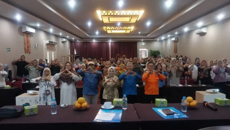 Pembukaan Sosialisasi Pengelolaan Arsip bagi Masyarakat Tanggap Bencana di salah satu hotel di Padang, Kamis (11/9/2025). (Foto: Diskominfo Padang)