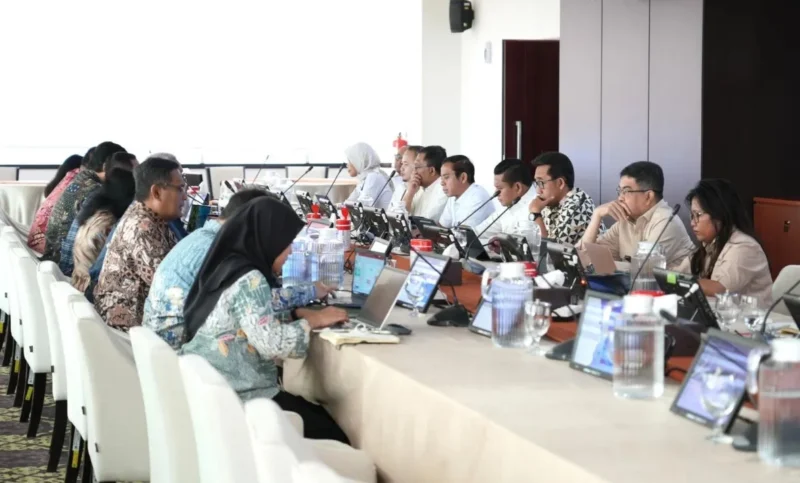 Kementerian PKP bersama Bappenas menggelar rapat koordinasi lanjutan percepatan program pembangunan 3 juta rumah, Rabu (10/9). (Foto: Kementerian PKP)