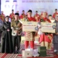 Wali Kota Solok, Dr. Ramadhani Kirana Putra dan Ketua TP-PKK Ny. Dona Ramadhani bersama Uda Uni Kota Solok 2025, Sabtu (30/8/2025). (Foto: Prokopim Kota Solok)