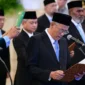 Presiden Prabowo Subianto melantik Wamenkeu Anggito Abimanyu sebagai Ketua Dewan Komisioner LPS di Istana Negara, Rabu (8/10). (Foto: BPMI Setpres)