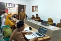 Peserta Bimtek serius mendengarkan paparan narasumber. (Foto: Dok Kominfo)
