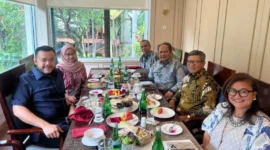 Wali Kota Padang Fadly Amran melakukan pertemuan dengan Wakil Duta Besar Indonesia untuk Jerman, Rabu (15/10/2025) di Jakarta. (Foto: Prokopim Padang)