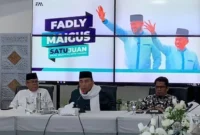 Wakil Wali Kota Padang Maigus Nasir memimpin rapat kerja DMI Padang di Rumah Dinas Wali Kota Padang, Rabu (22/10/2025) malam. (Foto: Diskominfo Padang)