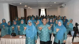 Para kader PKK Padang mengikuti bimtek untuk memperdalam ilmu dan keterampilan organisasi. (Foto: Diskominfo Padang)