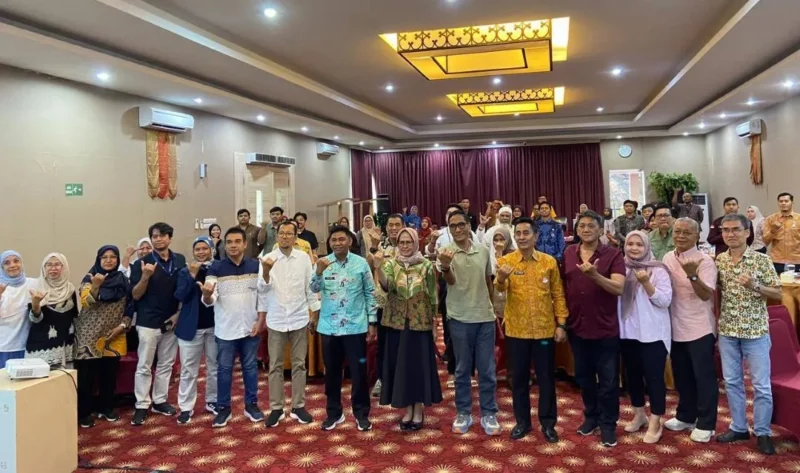 Pembukaan FGD laporan pendahuluan penyusunan guidelines atau pedoman penataan kawasan Kota Tua Padang, Kamis (16/10/2025). (Foto: Diskominfo Padang)