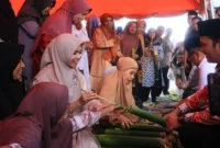 Festival Padang Pariaman Mauluik Gadang 2025 resmi dimulai di Masjid Raya Kabupaten Padang Pariaman, Kamis (16/10). (Foto: Diskominfo Padang Pariaman)