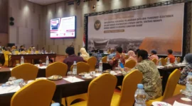 Para peserta rapat koordinasi dan sinkronisasi implementasi kebijakan perlindungan data dan transaksi elektronik, yang digelar Pemprov Sumbar di Padang. (Foto: Dok. Diskominfo Pessel)