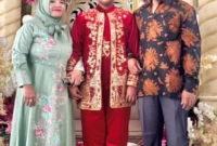 Wakil Ketua DPRD Pessel Dani Sopian beserta istri Nora Zalena. (Foto: Dok. Yusli)