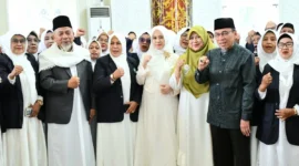 Wakil Wali Kota Padang, Maigus Nasir menghadiri acara Pengukuhan Pengurus MTY Padang Periode 2025-2030, di Masjid Al Hakim Pantai Padang, Minggu (12/10/2025). (Foto: Prokopim Padang)