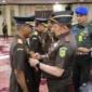 Jaksa Agung RI, Prof. Dr. ST Burhanuddin, S.H, M.M melantik Muhibuddin sebagai Kajati Sumbar, beserta 16 Kajati lain dan 20 pejabat eselon II di Gedung Utama Kejaksaan Agung, Kamis (23/10/2025). (Foto: Ist)