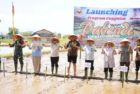 Bupati Tanah Datar Eka Putra meluncurkan Program Unggulan “Babendi”, Kamis (2/10/2025). (Foto: Prokopim Tanah Datar)