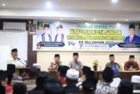 Wakil Wali Kota Solok, H. Suryadi Nurdal membuka Training Centre (TC) kedua bagi para kafilah Kota Solok di Kota Bukittinggi di Solok Primer Hotel, Jumat (3/10/2025). (Foto: Prokopim Kota Solok)
