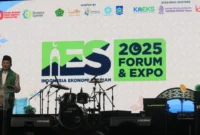 Menteri Agama Nasaruddin Umar membuka Indonesia Ekonomi Syariah Forum & Expo 2025 di Mataram, NTB, Kamis (23/10/2025). (Foto: Ist)
